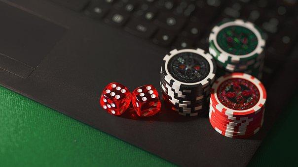 How online gambling sites gained huge popularity?