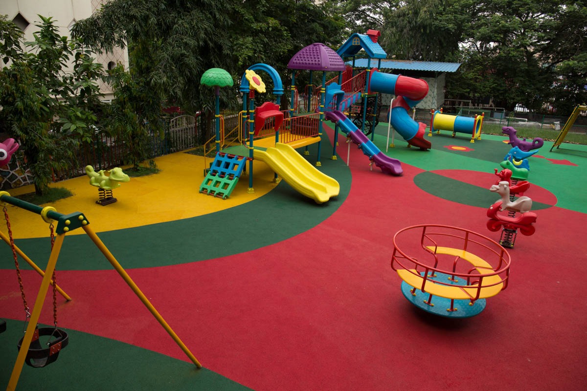 The Ultimate Guide to Choosing the Right Playground equipment