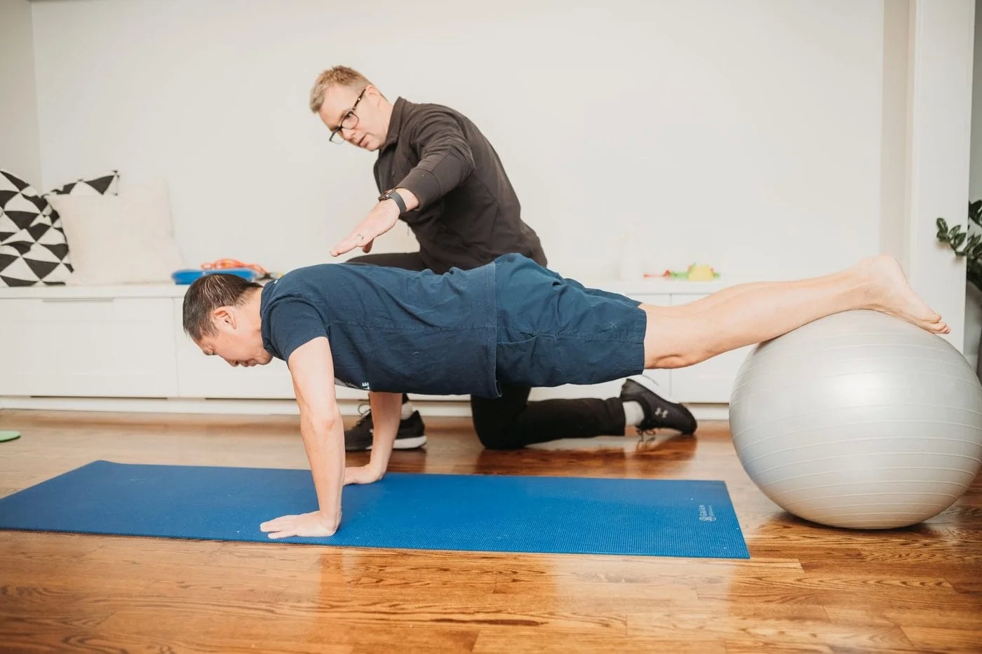 Get Fit in the Comfort of Your Own Home with In Home Personal Training in Etobicoke