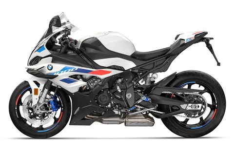 Top Reasons to Choose Carbon Fairings for Your BMW S1000RR